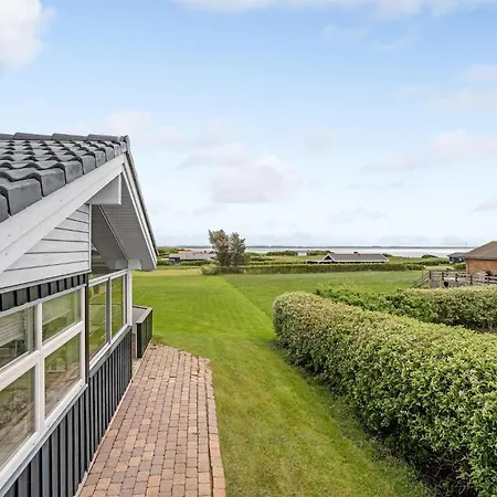 Beautiful In With 4 Bedrooms, Sauna And Wifi 2 Feriehus